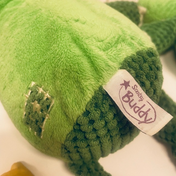 Scentsy Buddy Ribbert the Green Frog Plush Lot - Picture 4 of 5